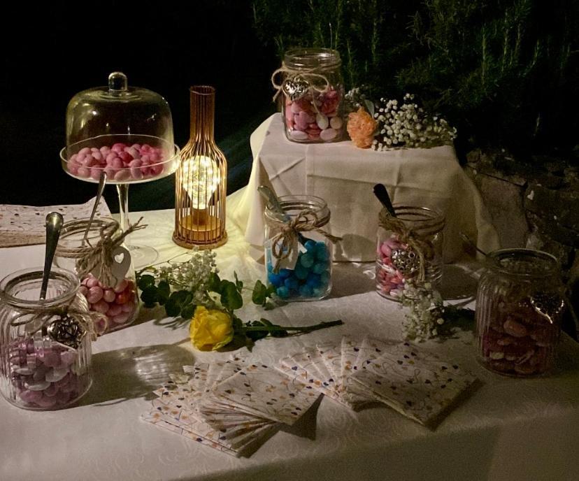 Albareto  Borgo Casaleゲストハウス エクステリア 写真
